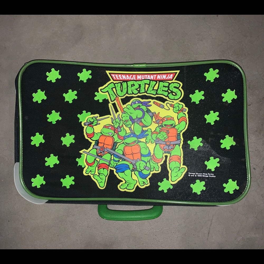 VINTAGE TMNT ZIP SUITCASE TRAVEL 1989